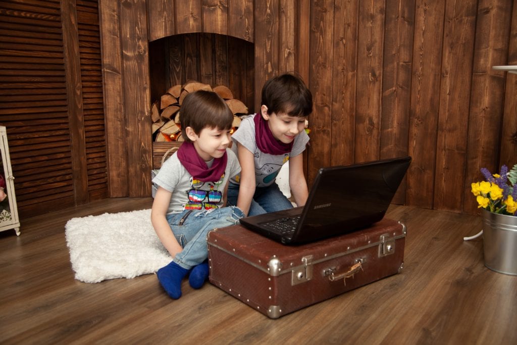 Children watching virtual games