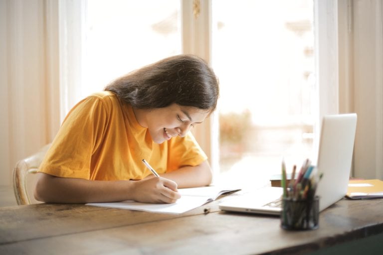 Learning with e-portfolios